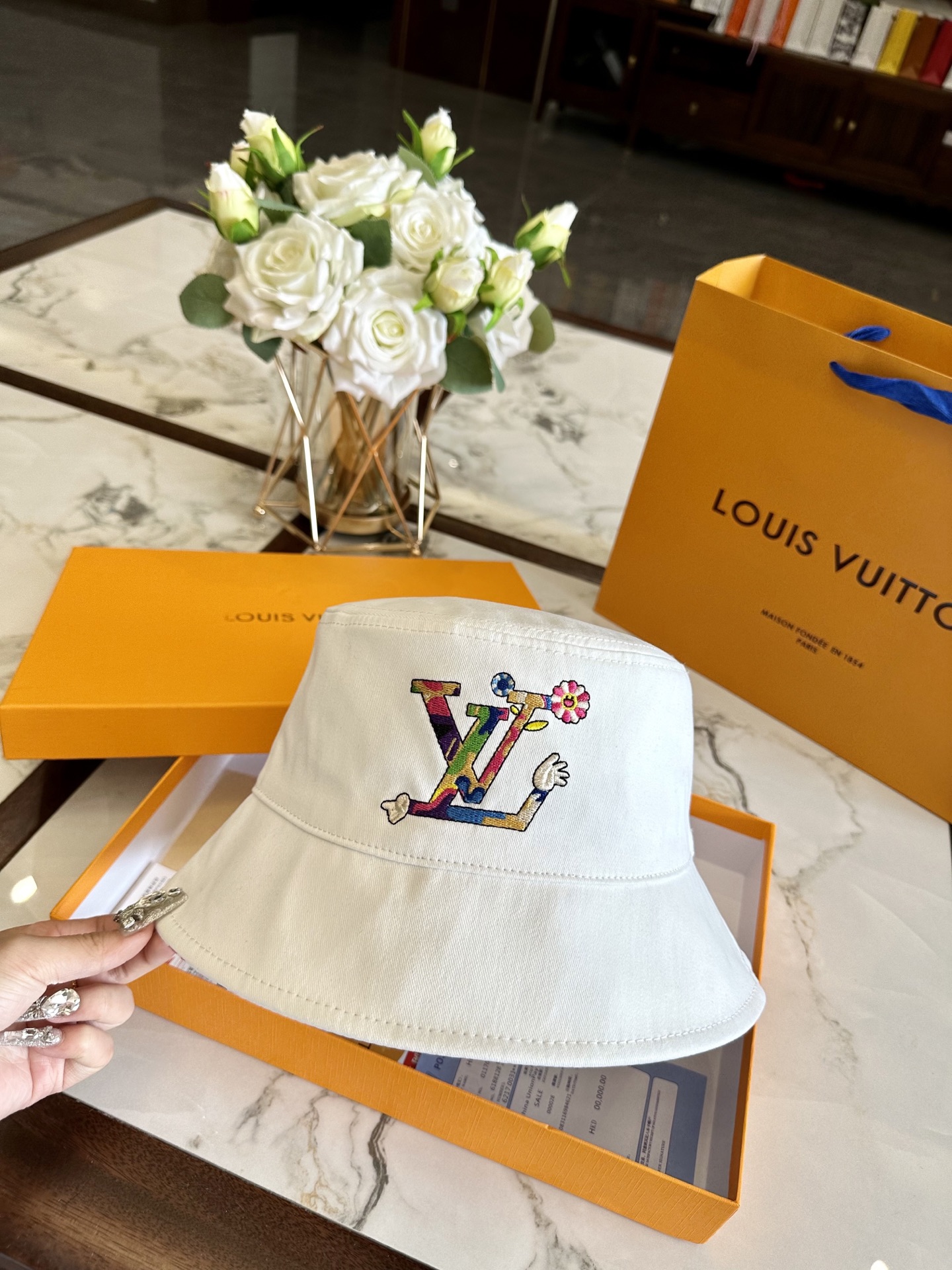 LV hat model 39